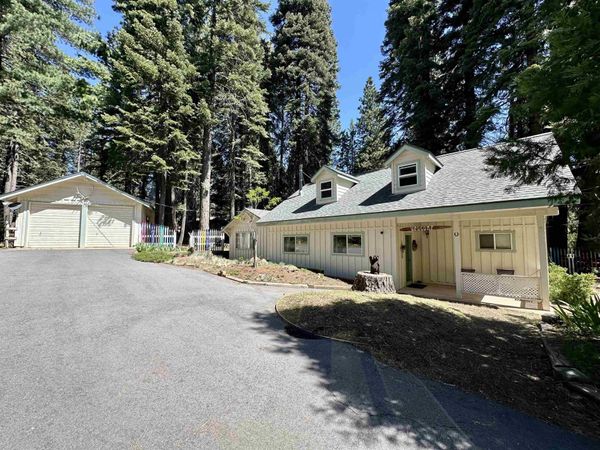 227 Peninsula Drive, Lake Almanor, CA 96137