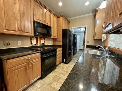 227 Peninsula Drive, Lake Almanor, CA 96137 Photo