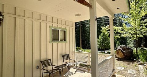 227 Peninsula Drive, Lake Almanor, CA 96137 Photo