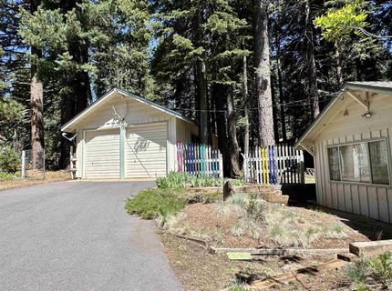 227 Peninsula Drive, Lake Almanor, CA 96137 Photo
