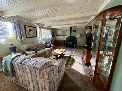 227 Peninsula Drive, Lake Almanor, CA 96137 Photo