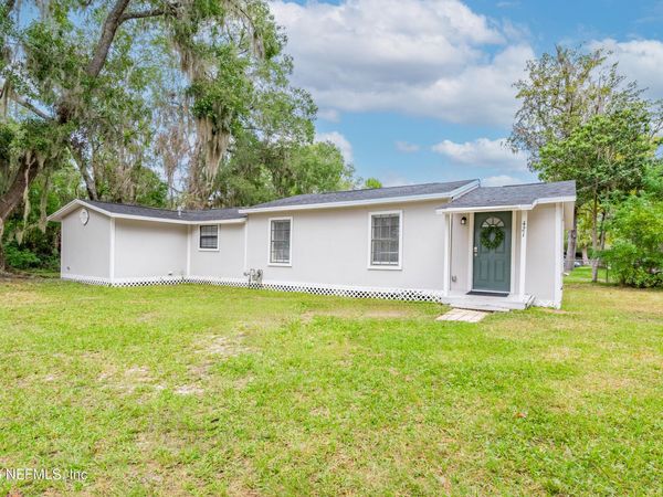 421 N POLK Street, Starke, FL 32091