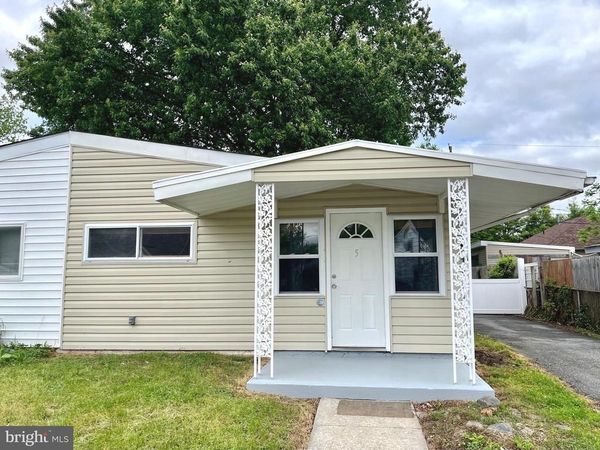 5 WARFEL DRIVE, DELAWARE CITY, DE 19706