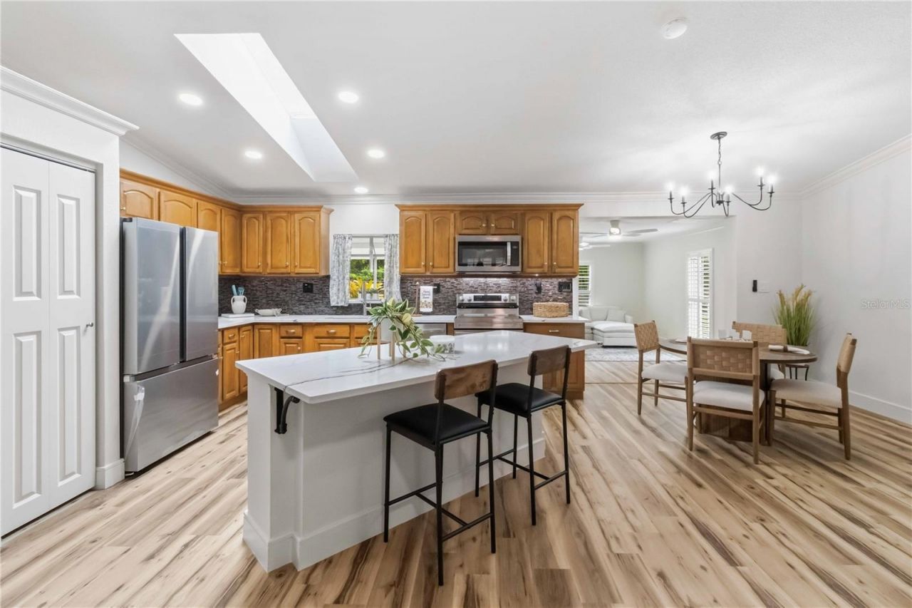 2293 Spring Lake Highway, Brooksville, FL 34602 Photo