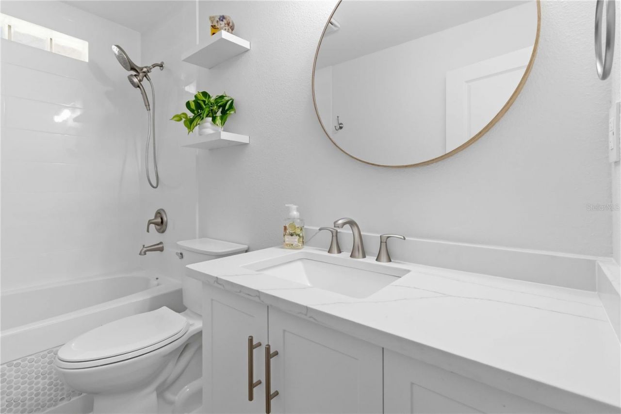 2293 Spring Lake Highway, Brooksville, FL 34602 Photo