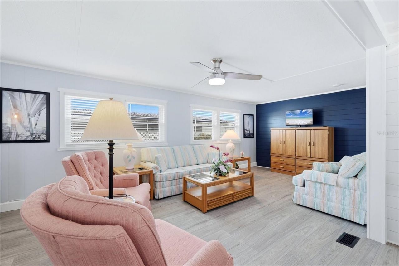 1205 45th Avenue Drive E, Ellenton, FL 34222 Photo