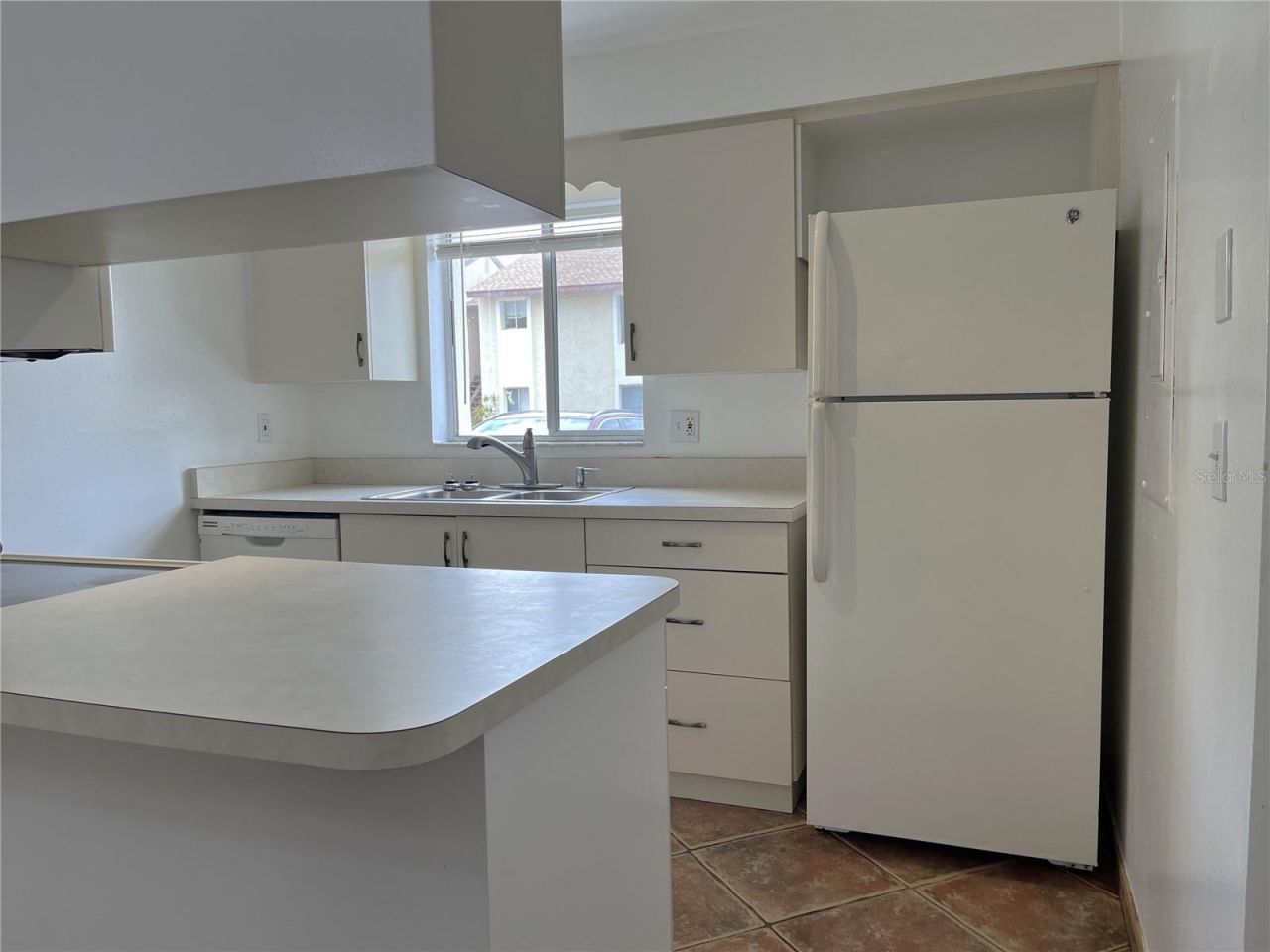 2724 Hidden Lake Boulevard , Unit A, Sarasota, FL 34237 Photo