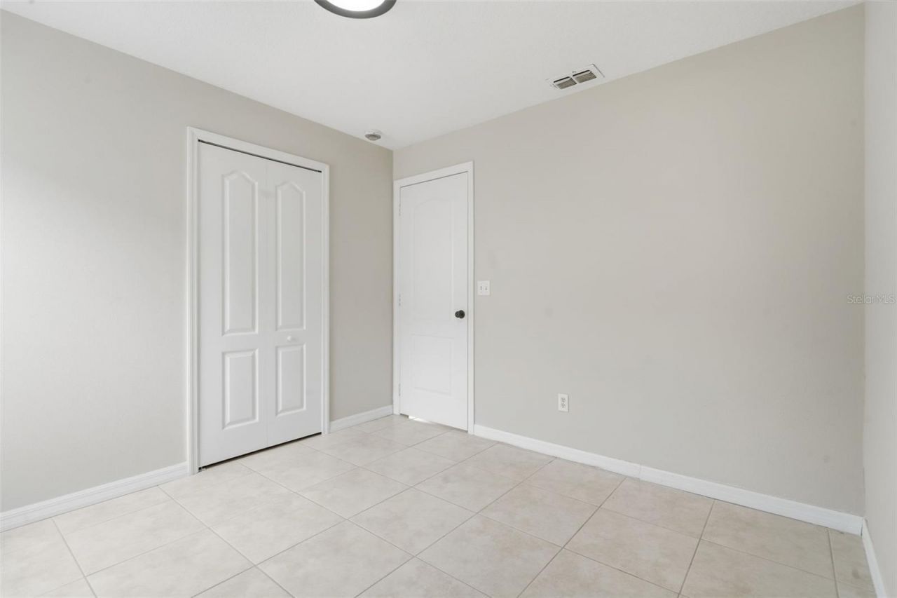 38 Vanna Court , Orlando, FL 32807 Photo