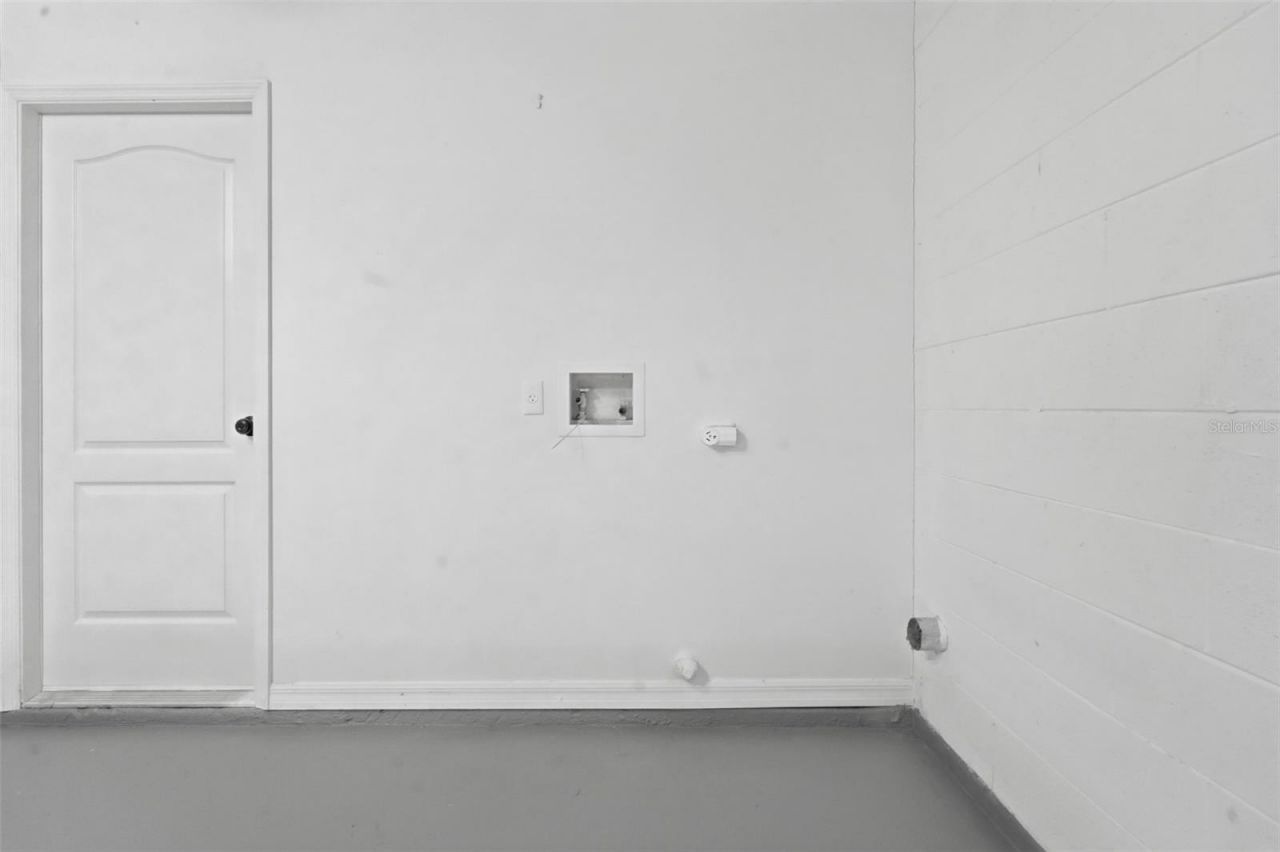 38 Vanna Court , Orlando, FL 32807 Photo