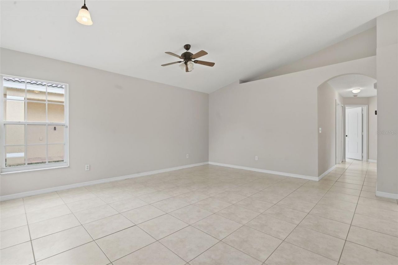 38 Vanna Court , Orlando, FL 32807 Photo