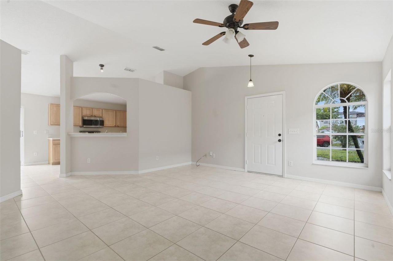 38 Vanna Court , Orlando, FL 32807 Photo