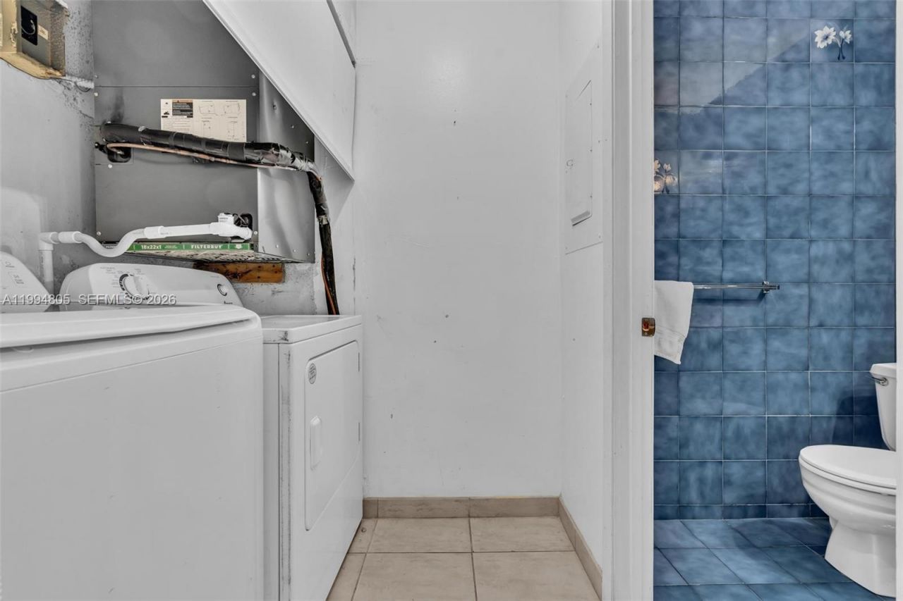 3601 NE 168th St, Unit 108, North Miami Beach, FL 33160 Photo