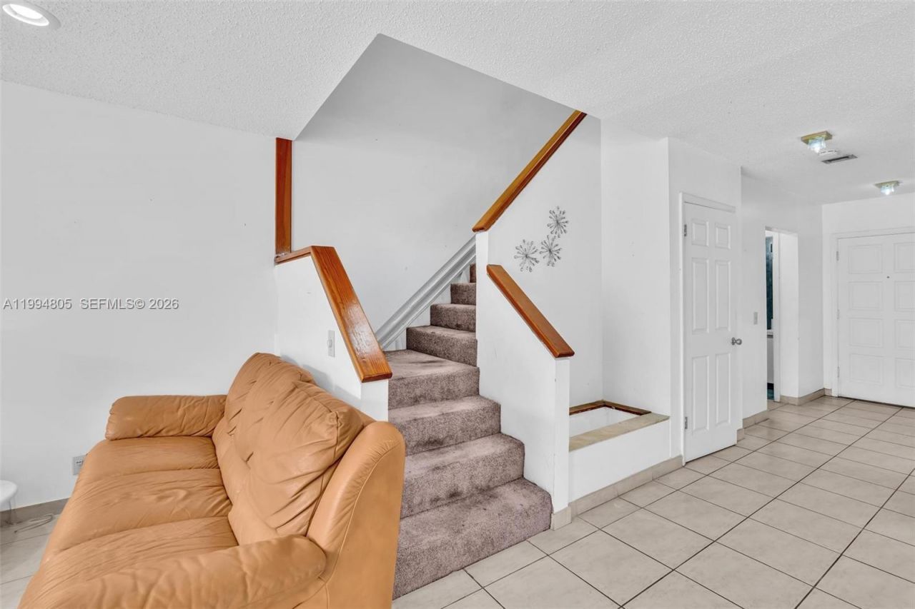3601 NE 168th St, Unit 108, North Miami Beach, FL 33160 Photo