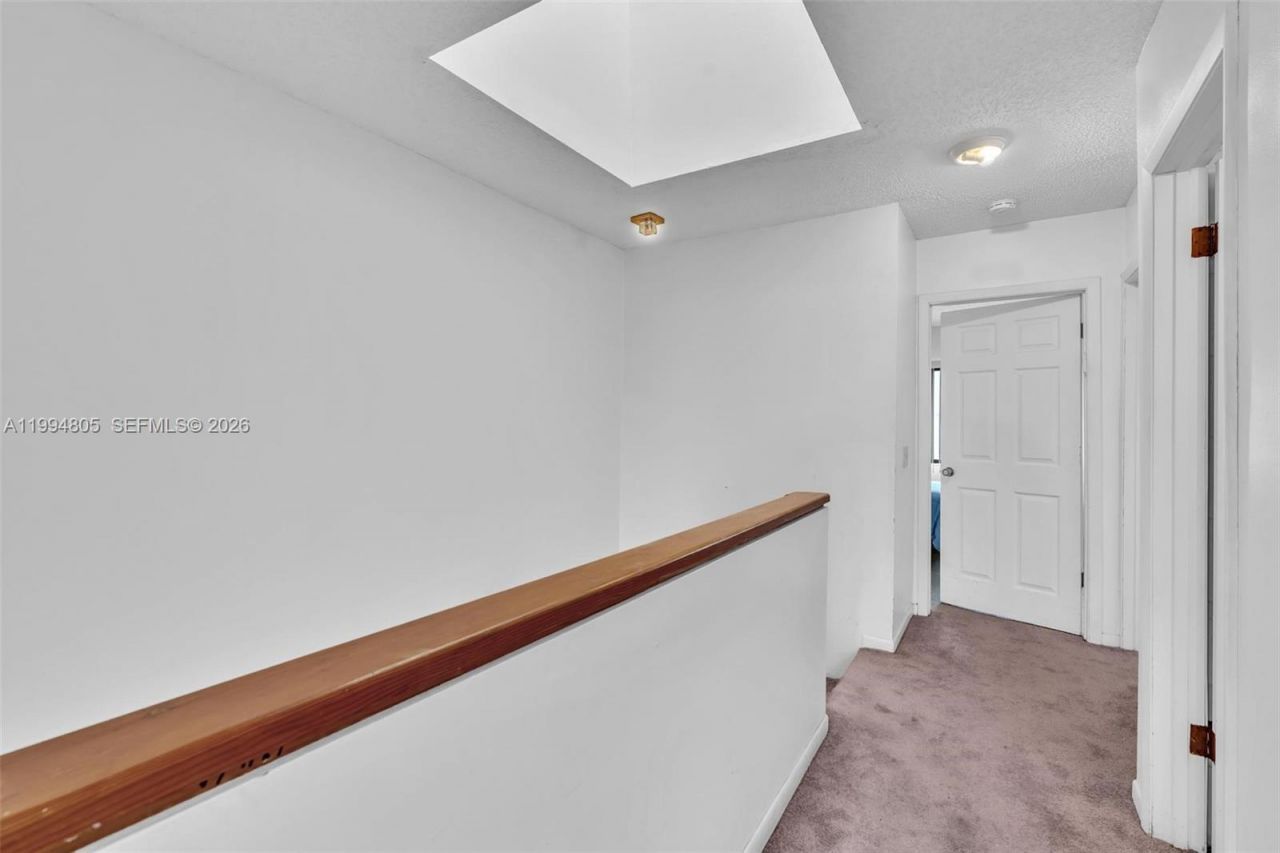 3601 NE 168th St, Unit 108, North Miami Beach, FL 33160 Photo