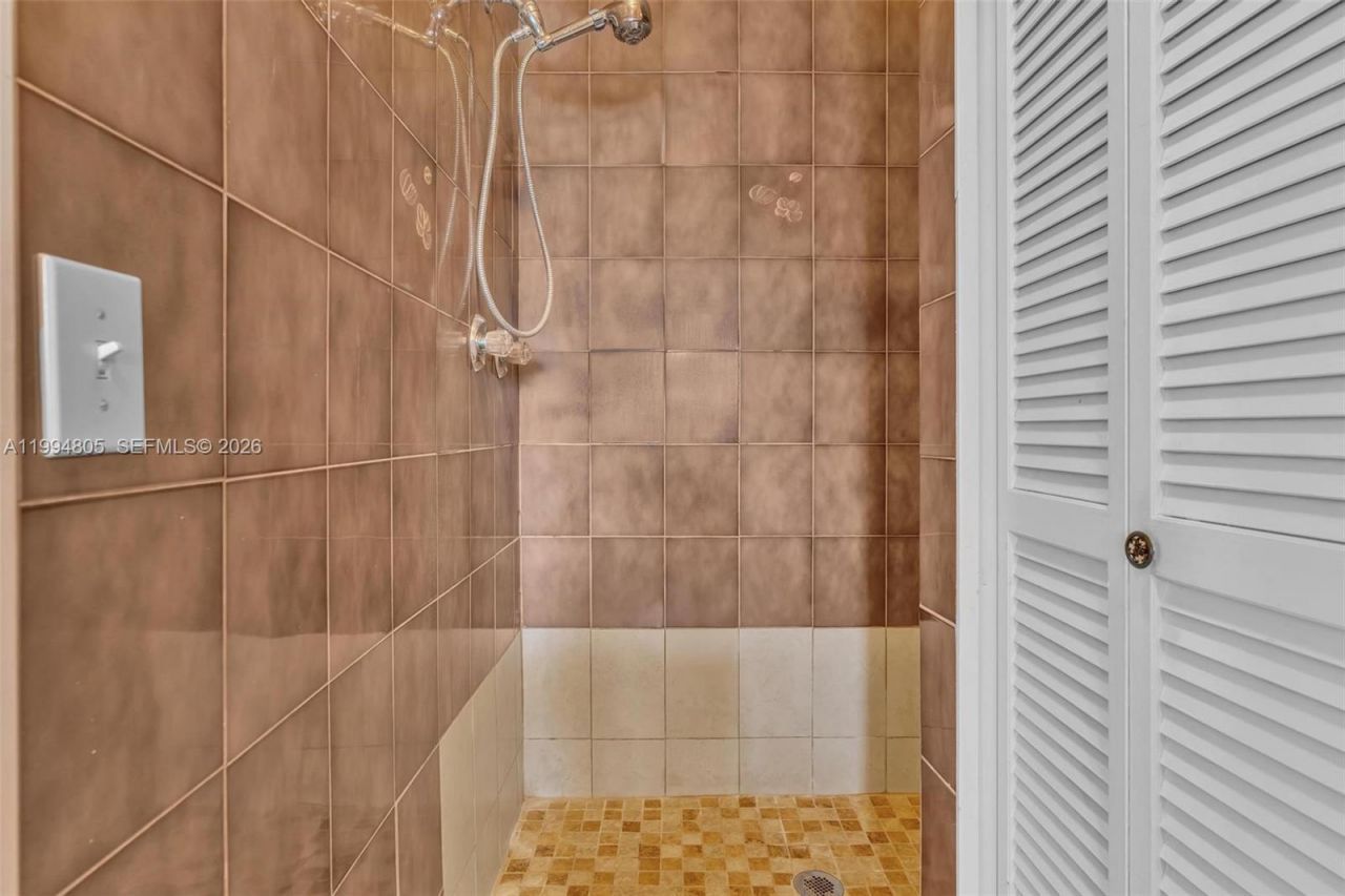 3601 NE 168th St, Unit 108, North Miami Beach, FL 33160 Photo
