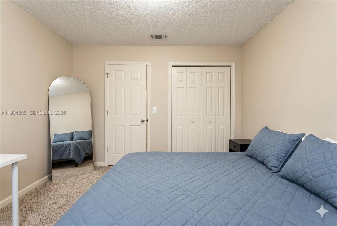3601 NE 168th St, Unit 108, North Miami Beach, FL 33160 Photo