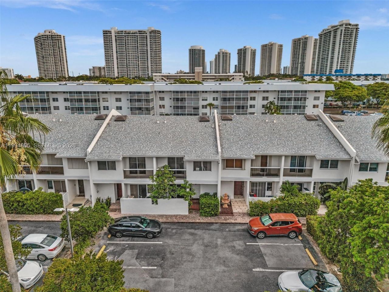 3601 NE 168th St, Unit 108, North Miami Beach, FL 33160 Photo