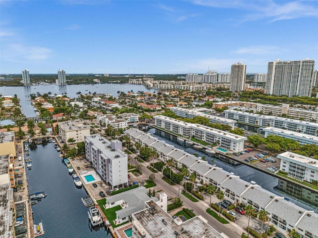 3601 NE 168th St, Unit 108, North Miami Beach, FL 33160 Photo