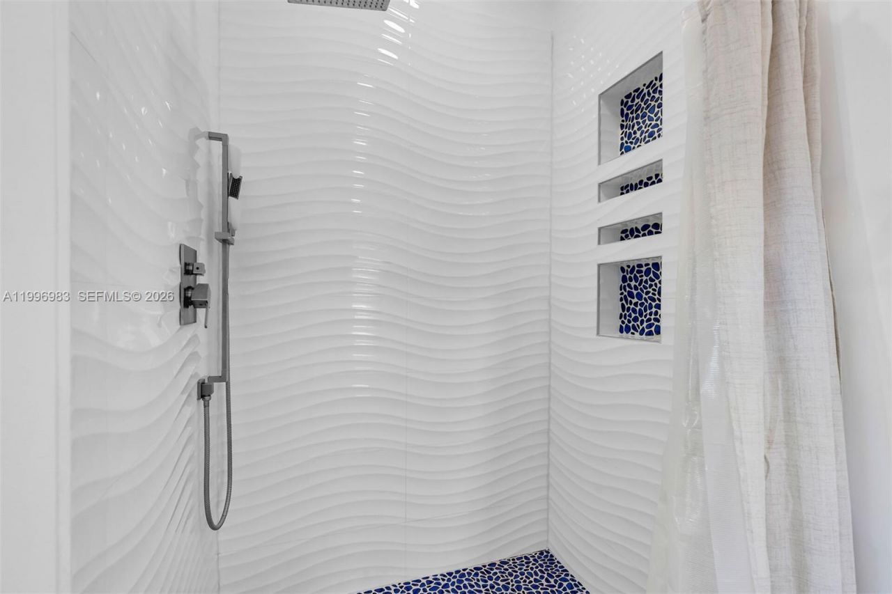 103 Long Key Rd , Key Largo, FL 33037 Photo