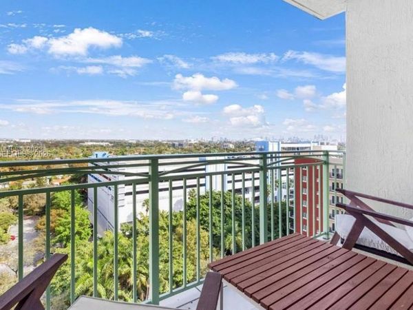 3500 Coral Way , Unit 1406, Miami, FL 33145