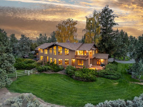 20799 NW Oneil Highway, Redmond, OR 97756