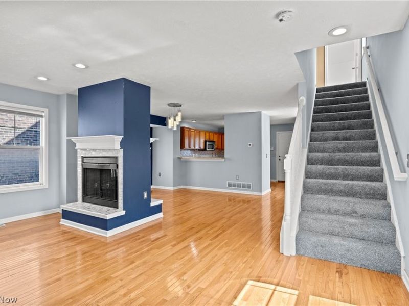 2221 E 71st Street, Cleveland, OH 44103 Photo 12