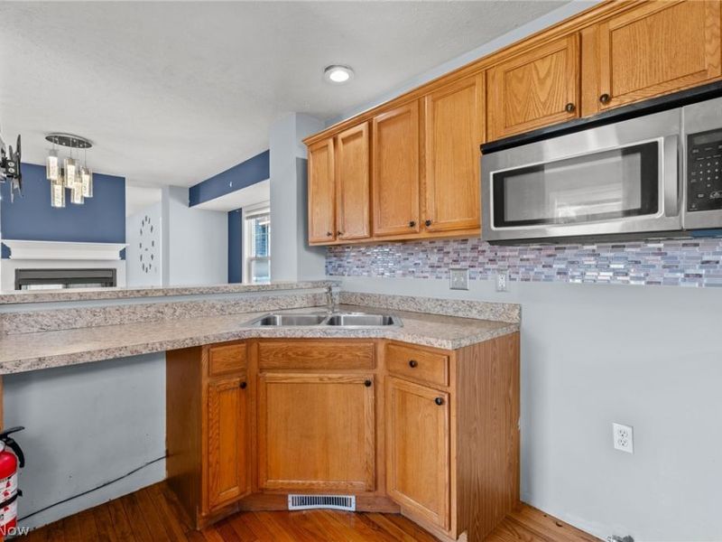 2221 E 71st Street, Cleveland, OH 44103 Photo 24