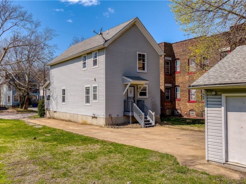 2221 E 71st Street, Cleveland, OH 44103 Photo 38
