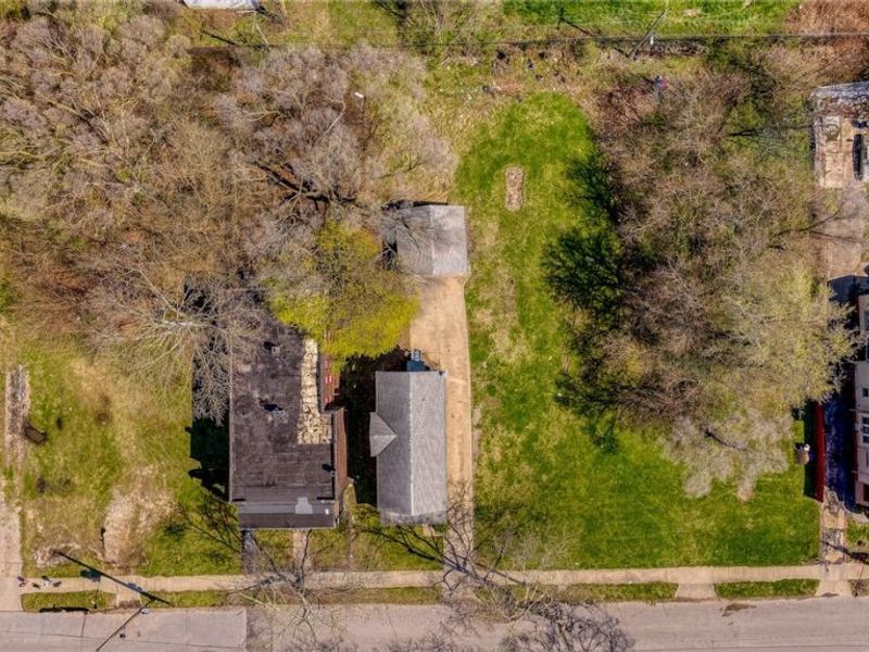 2221 E 71st Street, Cleveland, OH 44103 Photo 46