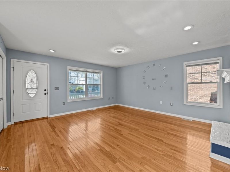 2221 E 71st Street, Cleveland, OH 44103 Photo 5