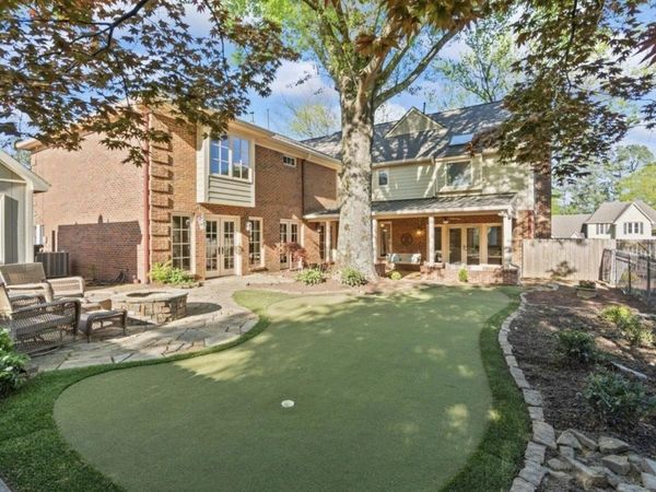 947 ROLLING OAKS LN, Collierville, TN 38017