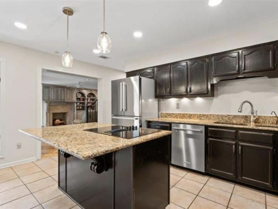 Property Image 12