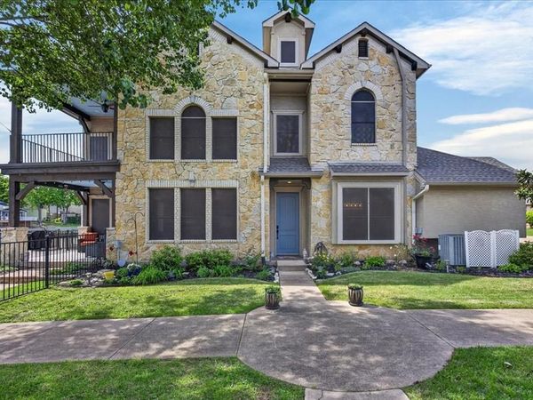 128 Marina Drive , Mabank, TX 75156