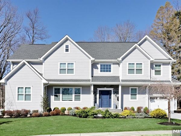 5 Colebrook Drive, PARK RIDGE, NJ 07656