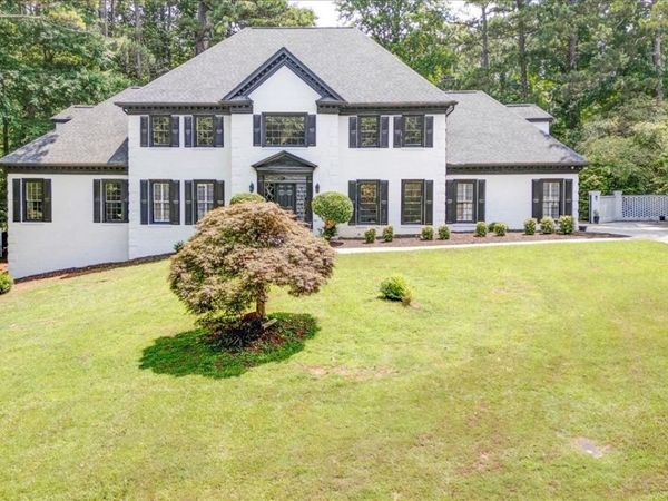 1887 Chedworth Court, Stone Mountain, GA 30087