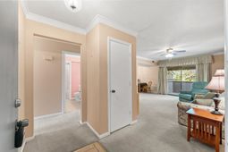 10301 N Kings Hwy. photo 4