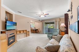 10301 N Kings Hwy. photo 4