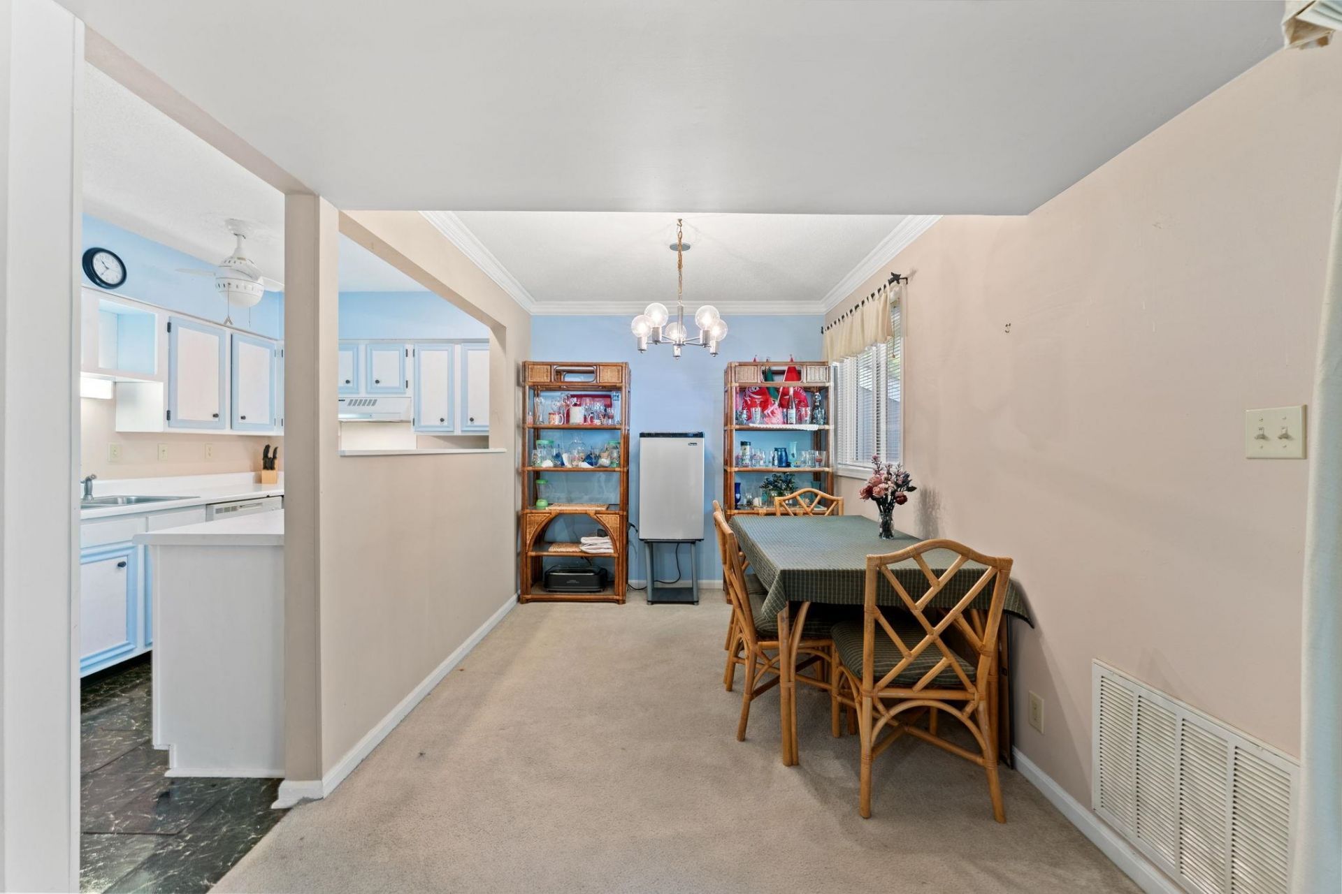 10301 N Kings Hwy. Photo 8