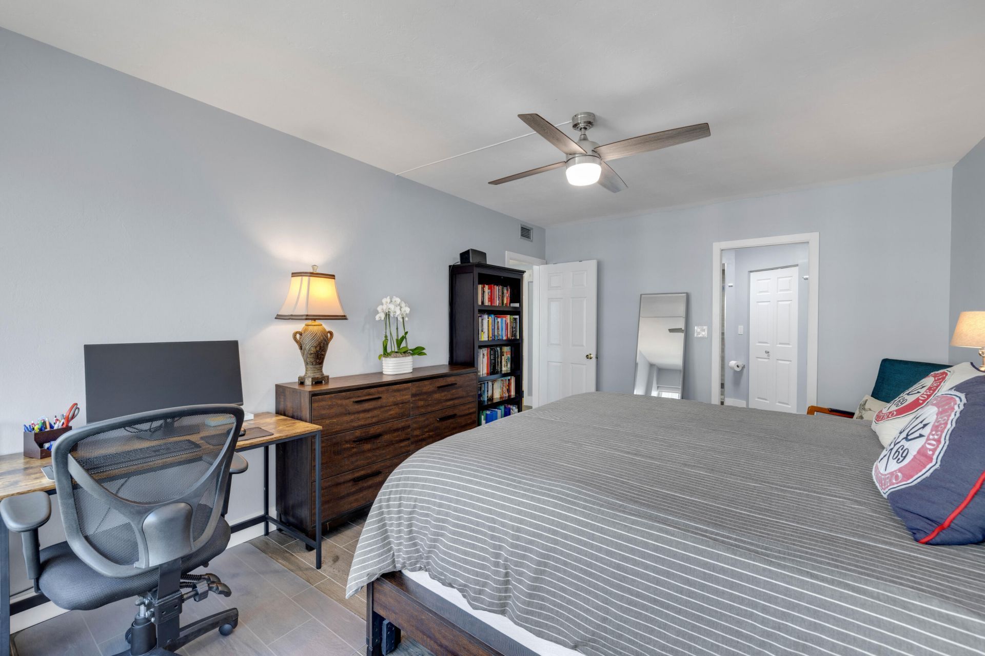 3700 Galt Ocean Drive, Unit 1205, Fort Lauderdale, FL 33308 Photo