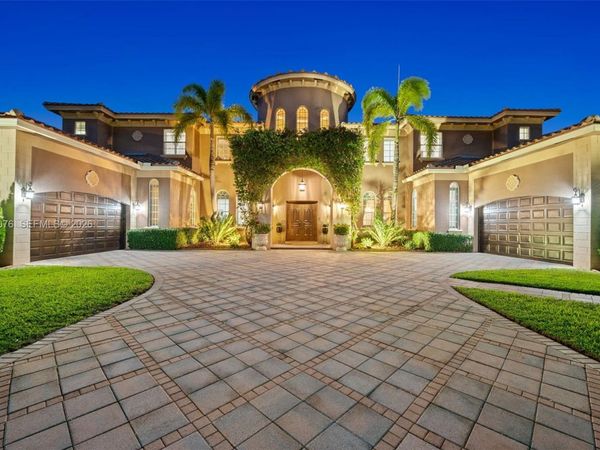 12821 Kapok Ln , Davie, FL 33330