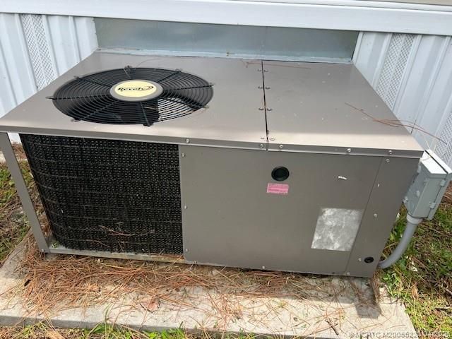 4241 Royal Manor Boulevard, Boynton Beach, FL 33436 Photo