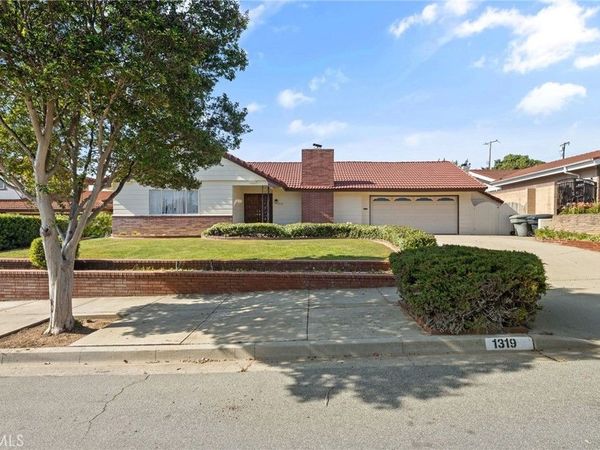 1319 Las Lomas, Brea, CA 92821