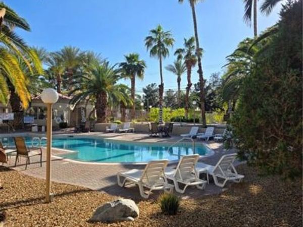 6480 Annie Oakley Drive, Unit 212, Las Vegas, NV 89120