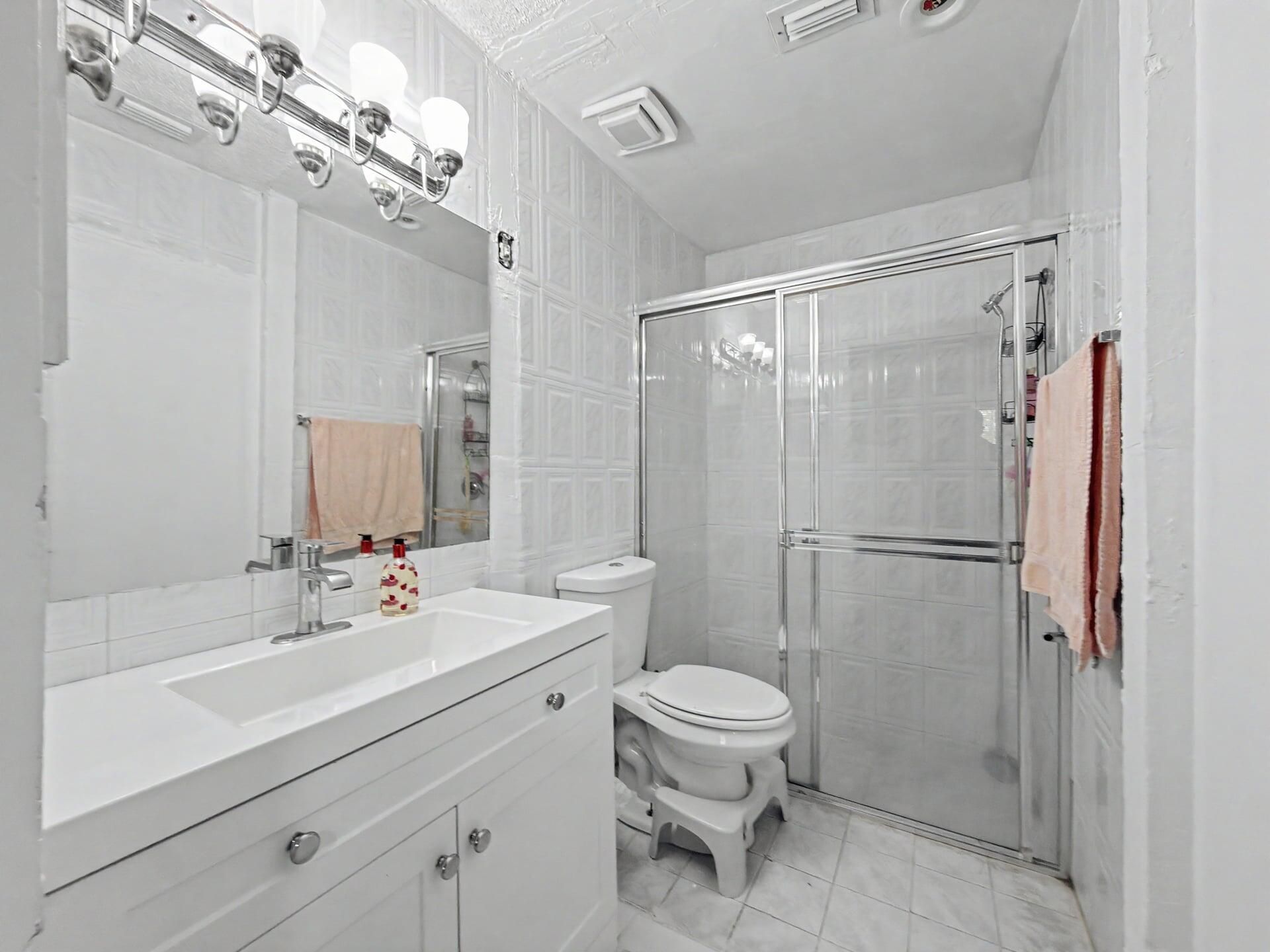 10151 NW 3rd Street, Pembroke Pines, FL 33026 Photo