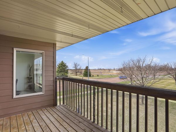 4920 S Klein Ave, Sioux Falls, SD 57106