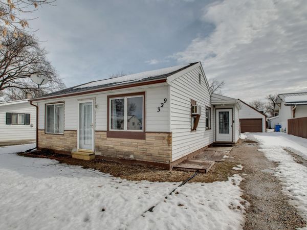 329 21st Street N, Fargo, ND 58102