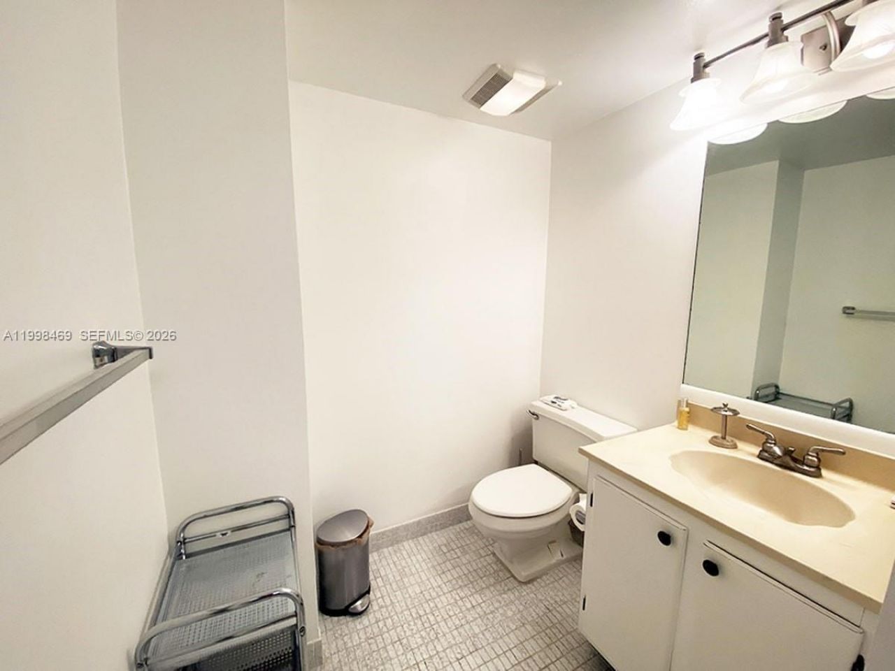 290 174th St, Unit 414, Sunny Isles Beach, FL 33160 Photo