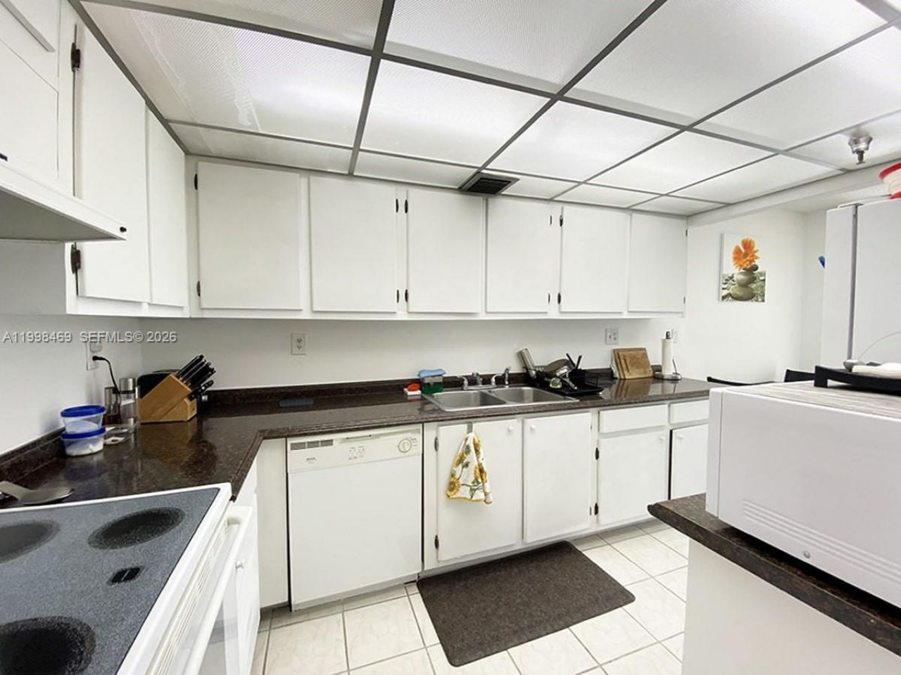 290 174th St, Unit 414, Sunny Isles Beach, FL 33160 Photo