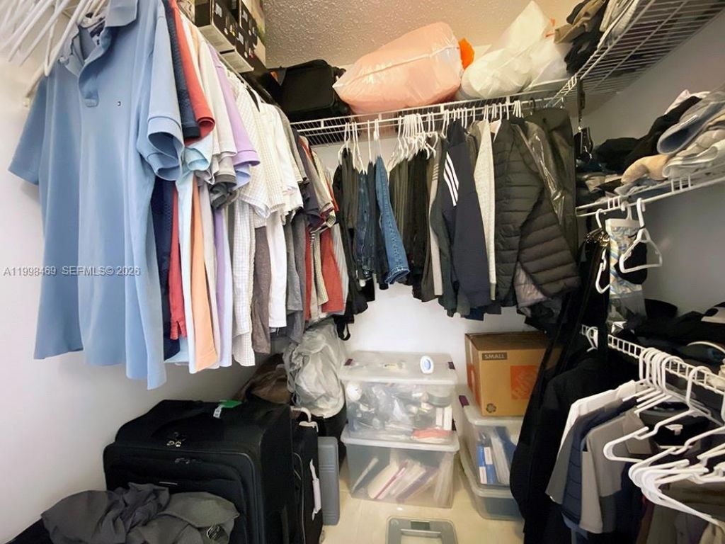 290 174th St , Unit 414, Sunny Isles Beach, FL 33160 Photo