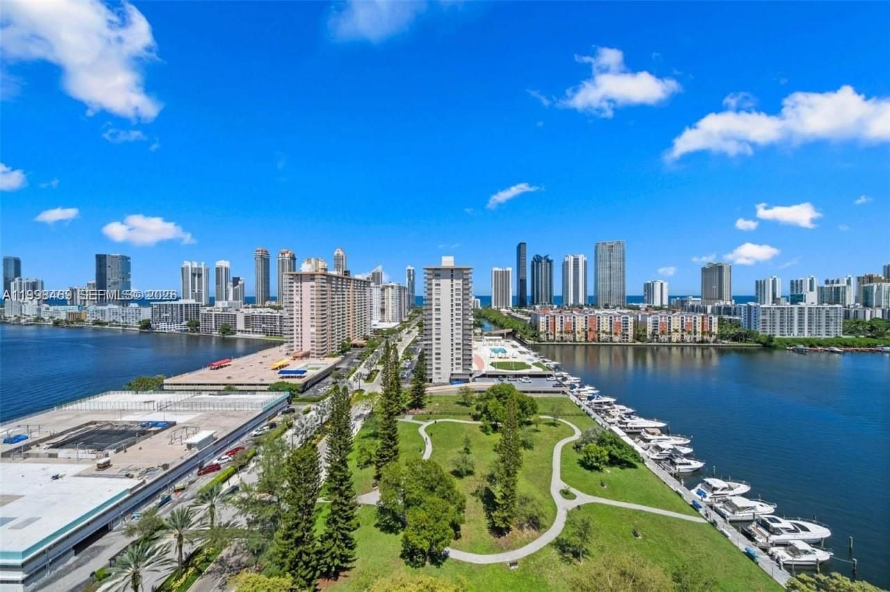 290 174th St, Unit 414, Sunny Isles Beach, FL 33160 Photo